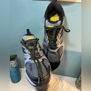 Avia Men's Gray Lace-up Athletic Walking Rugged Trail Sneakers Shoes: 9W